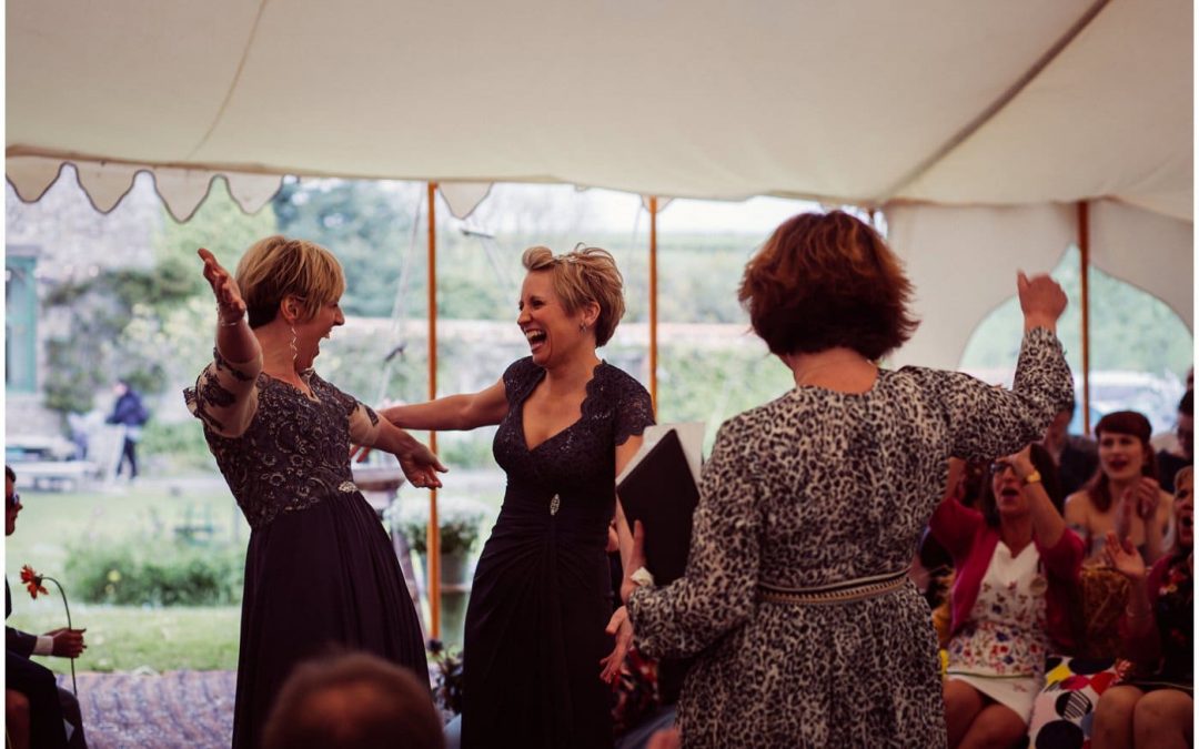 What makes a great wedding celebrant?