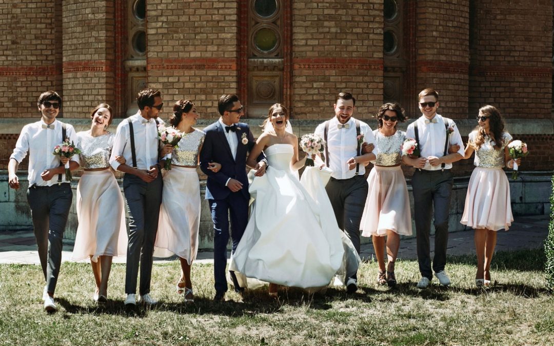 What is a wedding celebrant?